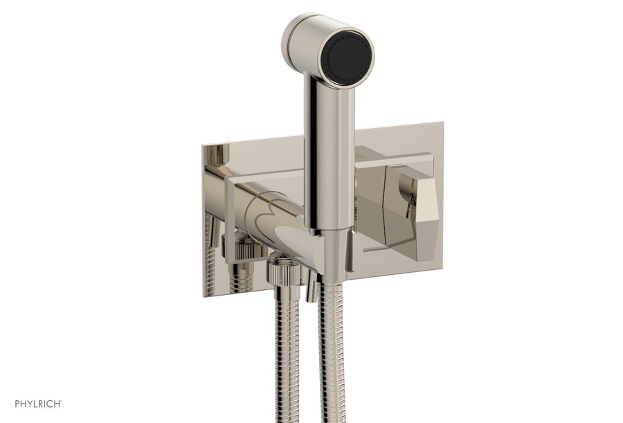 DIAMA Wall Mounted Bidet, Blade Handle 184-64